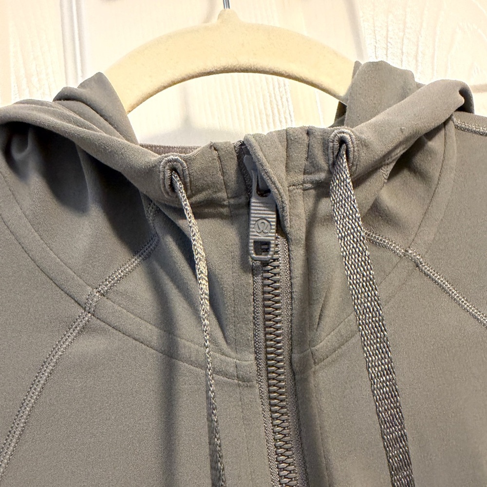 Lululemon Hooded Define Jacket - Picture 2 of 9